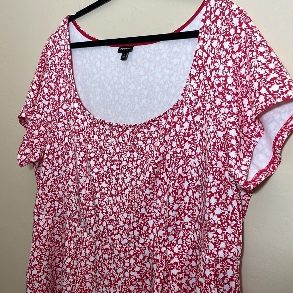 Torrid 4 FUCHSIA PINK FLORAL SCUBA KNIT MIDI DRESS - Picture 9 of 10
